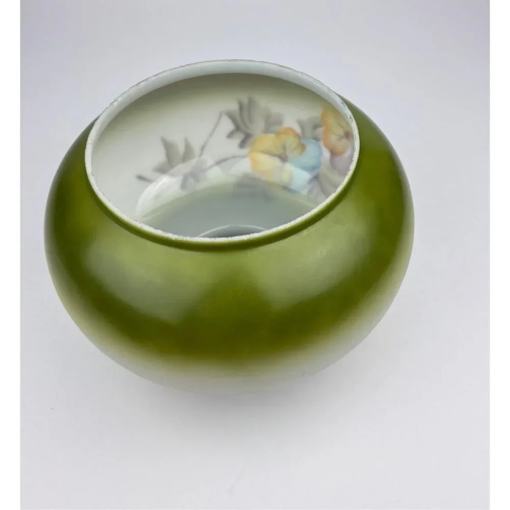 Vtg GWTW Glass Lamp Shade Hand Painted Green Floral Ruffled Top, 7